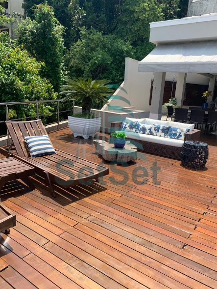 Luxuosa casa em condomínio  - Praia da Enseada - Guarujá/SP - Guarujá - 