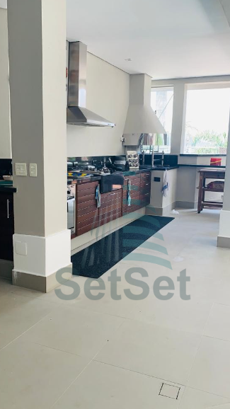 Luxuosa casa em condomínio  - Praia da Enseada - Guarujá/SP - Guarujá - 