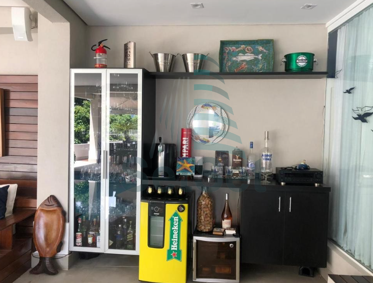 Luxuosa casa em condomínio  - Praia da Enseada - Guarujá/SP - Guarujá - 