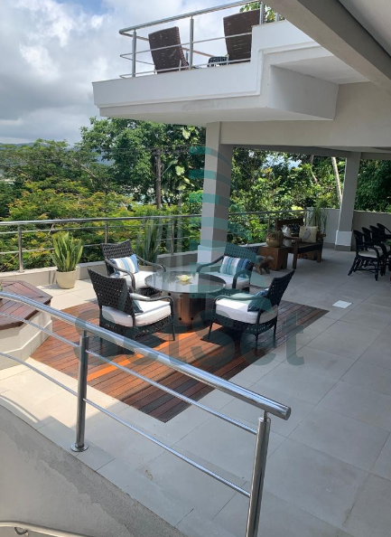 Luxuosa casa em condomínio  - Praia da Enseada - Guarujá/SP - Guarujá - 