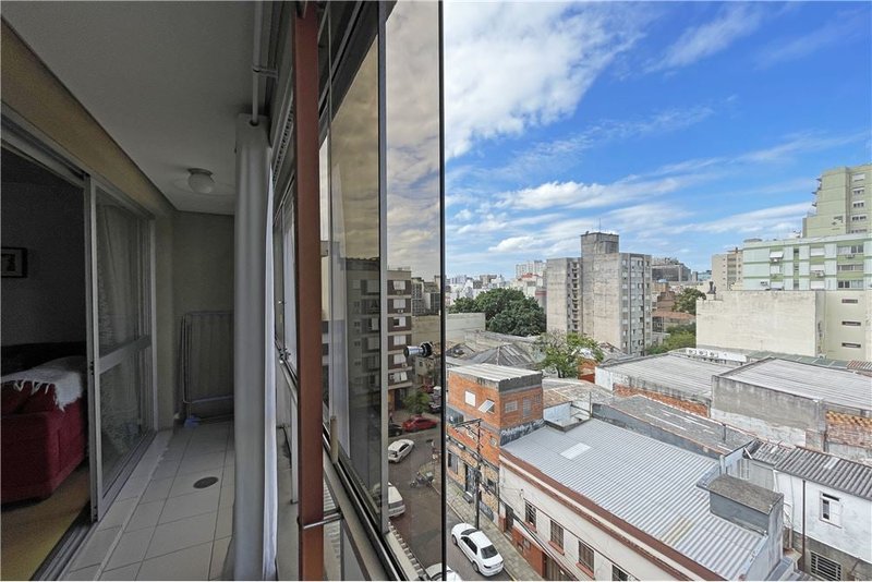 Apartamento CHDDC 581 Apto 610101017-1 2 dormitórios 79m² Duque de Caxias, Porto Alegre - 