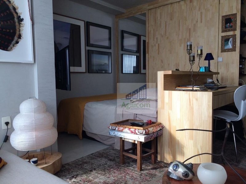 APARTAMENTO Á VENDA NO BROOKLIN Rua Castilho São Paulo - 