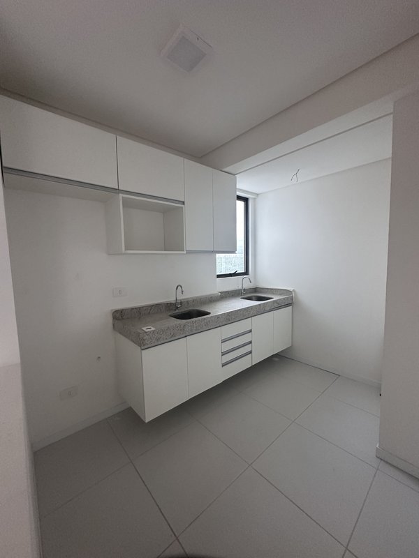 Apartamento à venda com 3 suítes e varanda gourmet com 64m² Á partir R$ 599.500,00 Rua Dona Benvinda de Farias Recife - 