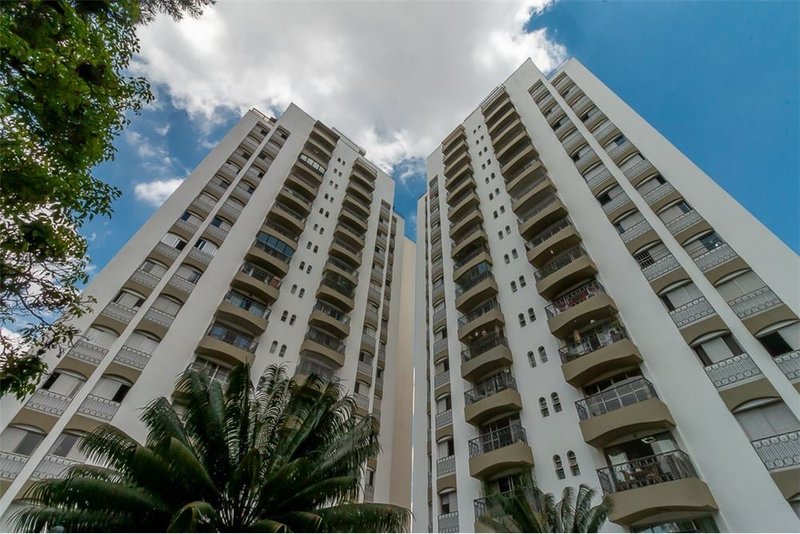 Apartamento no Campo Belo com 131m² Antônio de Macedo Soares São Paulo - 