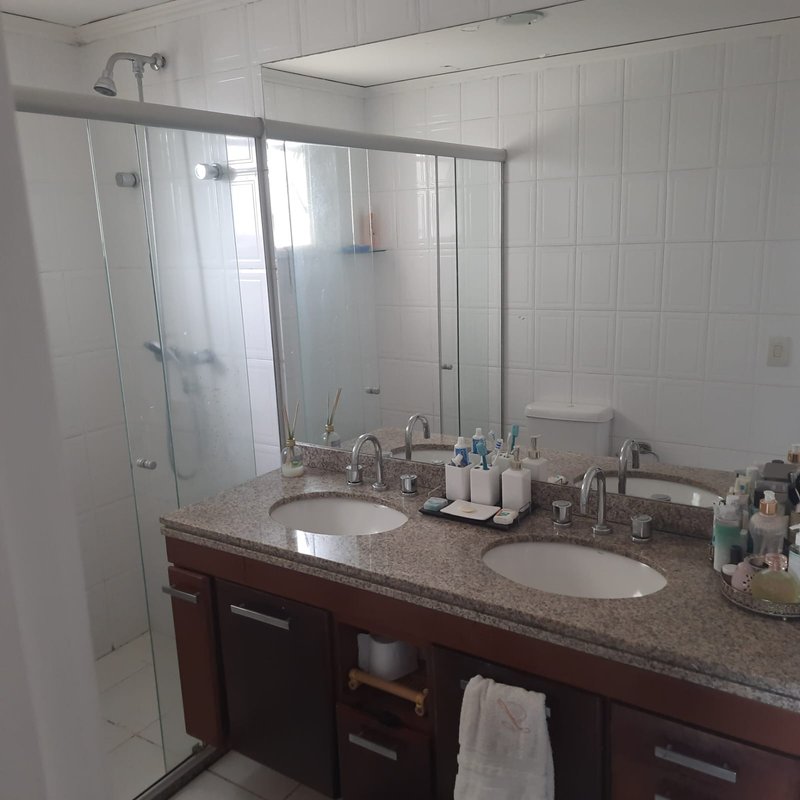 Vila Ipojuca - 3 dormitórios, 2 suítes, varanda Rua Hungara São Paulo - 