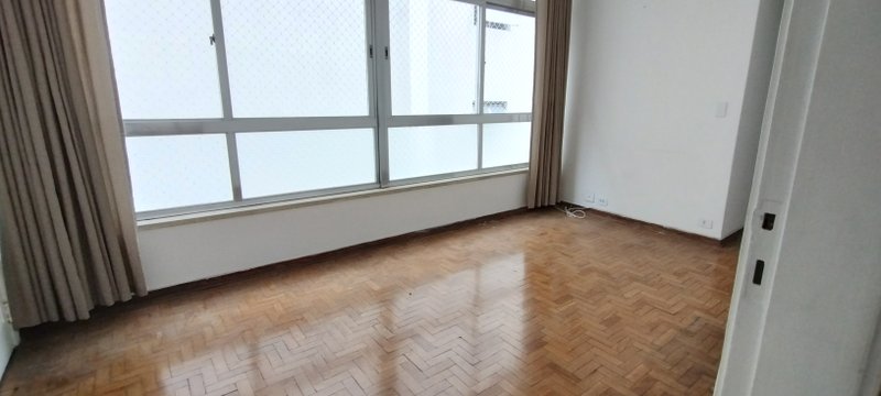 Higienópolis - janelões, 2 dormitórios Rua Baronesa de Itu São Paulo - 