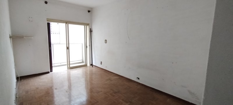 Higienópolis - janelões, 2 dormitórios Rua Baronesa de Itu São Paulo - 