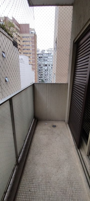 Higienópolis - janelões, 2 dormitórios Rua Baronesa de Itu São Paulo - 