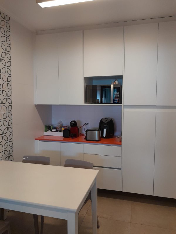 Confortável apartamento com 3 dormitórios na Vila Romana Rua Duílio São Paulo - 