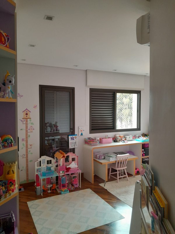 Confortável apartamento com 3 dormitórios na Vila Romana Rua Duílio São Paulo - 