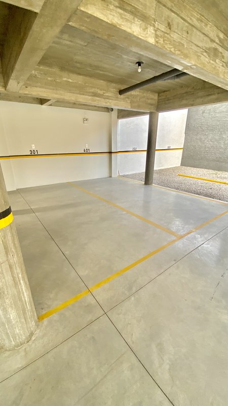 APARTAMENTO COM 1 SUÍTE MAIS 2 DORMITÓRIOS NO BAIRRO RIO BRANCO - Brusque - 