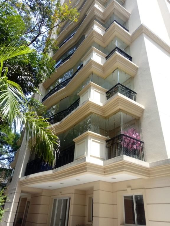 Perdizes - Apartamento impecável pronto para morar, varanda, 3 suítes, 3 vagas Rua Apinajés São Paulo - 