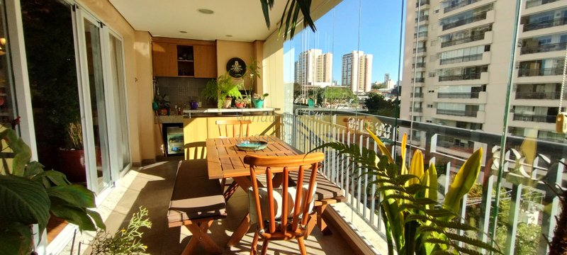 Vila Romana - apartamento claro e com varanda gourmet para encontros festivos Rua Fábia São Paulo - 