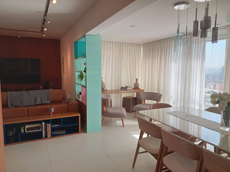 Apartamento para venda com 162 m² - 3 suítes - andar alto Rua Roma São Paulo - 