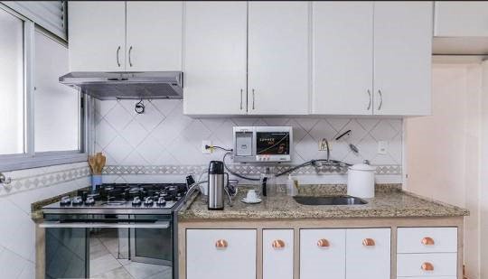 Apartamento com varanda e bosque lindo na Pompéia Rua Ministro Ferreira Alves São Paulo - 