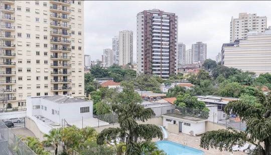 Apartamento com varanda e bosque lindo na Pompéia Rua Ministro Ferreira Alves São Paulo - 