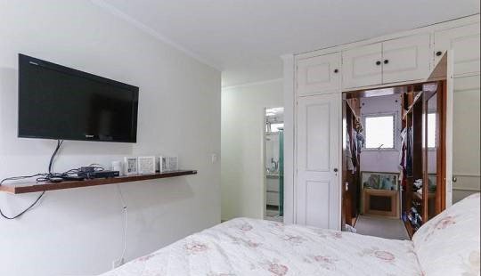 Apartamento com varanda e bosque lindo na Pompéia Rua Ministro Ferreira Alves São Paulo - 