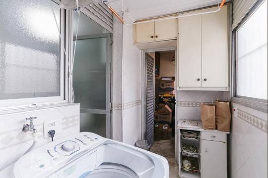 Apartamento com varanda e bosque lindo na Pompéia Rua Ministro Ferreira Alves São Paulo - 