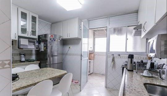 Apartamento com varanda e bosque lindo na Pompéia Rua Ministro Ferreira Alves São Paulo - 