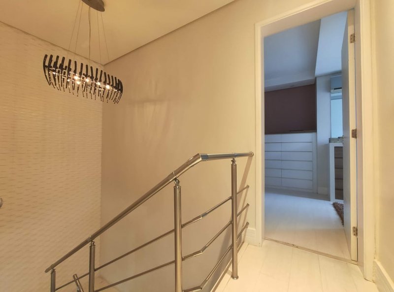 Perdizes / Pompéia - Cobertura duplex, terraço, churrasqueira, 3 dormitórios, 3 vagas Rua Doutor Augusto de Miranda São Paulo - 