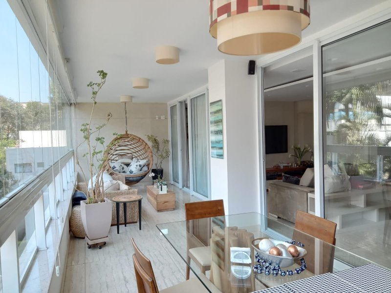 Apartamento com 178 m² - varanda gourmet - Perdizes/Água Branca Rua Airosa Galvão São Paulo - 