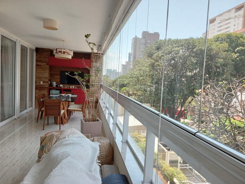 Apartamento com 178 m² - varanda gourmet - Perdizes/Água Branca Rua Airosa Galvão São Paulo - 