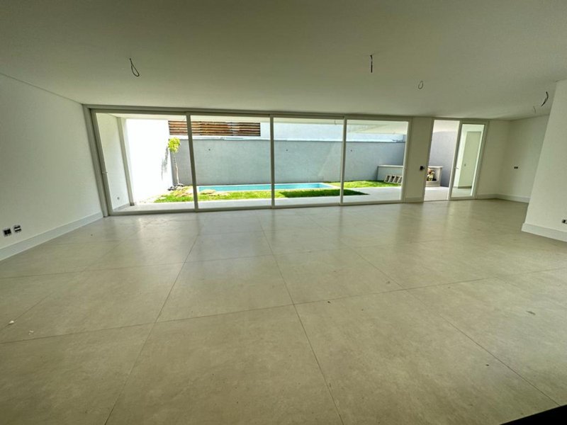 Casa de condomínio para venda com 505 m² -  4 suítes e 4 vagas em Campo Belo Rua Cristóvão Pereira São Paulo - 