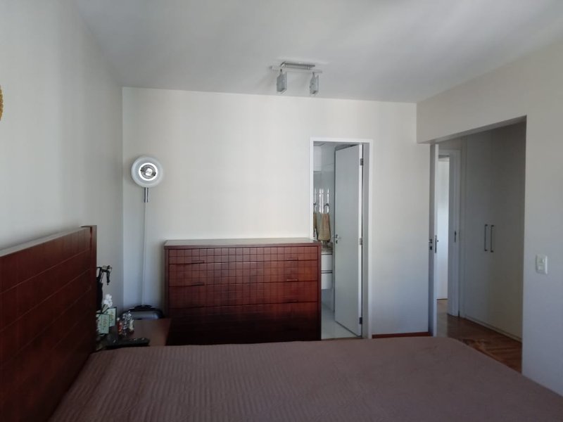 Vila Ipojuca - varanda, 2 suítes, 2 vagas Rua Hungara São Paulo - 