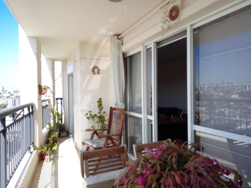 Vila Ipojuca - varanda, 2 suítes, 2 vagas Rua Hungara São Paulo - 
