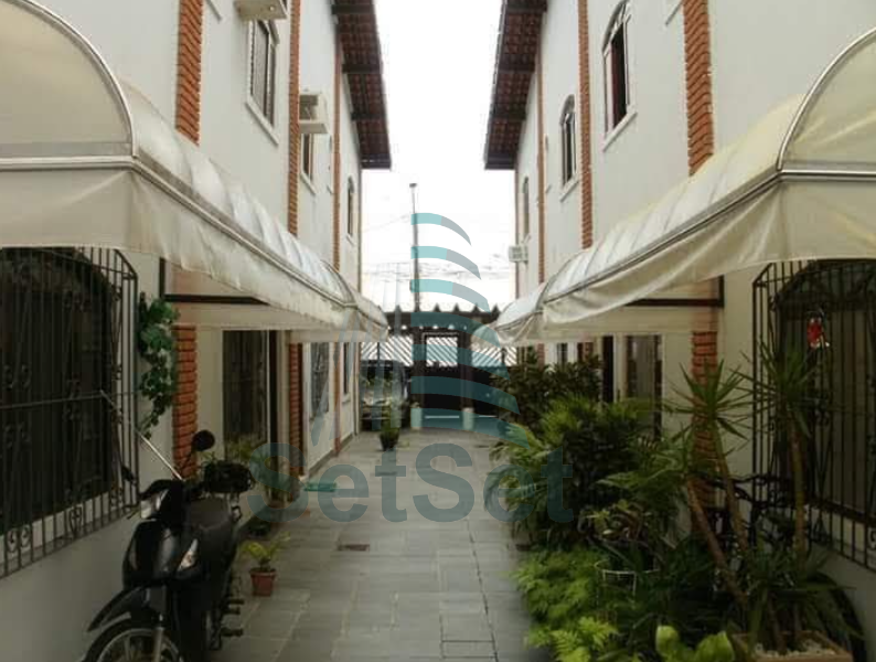 Sobrado a Venda com 3 suítes - Astúrias - Guarujá / SP! - Guarujá - 