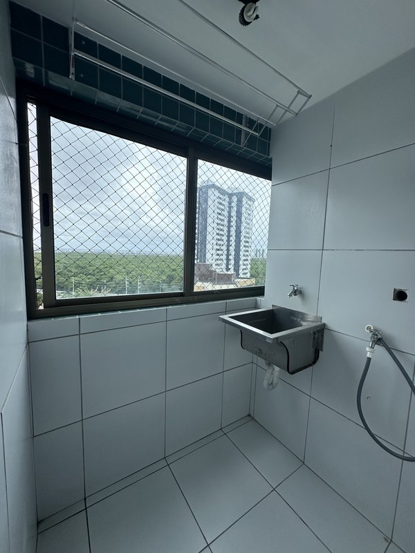 Flat Mobiliado pra alugar com 2 quartos sendo 1 suíte com 65m² Apartir de: R$ 3.200 Rua Aviador Severiano Lins Recife - 