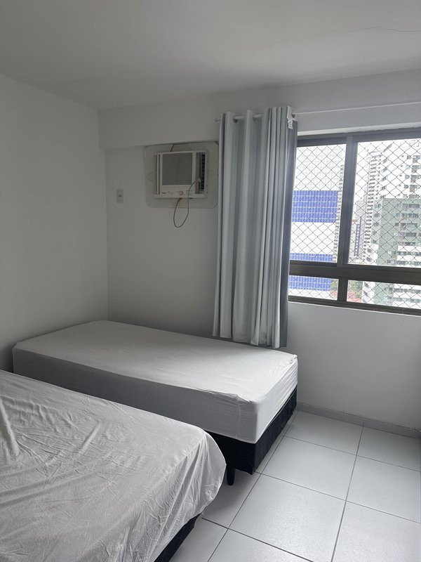 Flat Mobiliado pra alugar com 2 quartos sendo 1 suíte com 65m² Apartir de: R$ 3.200 Rua Aviador Severiano Lins Recife - 