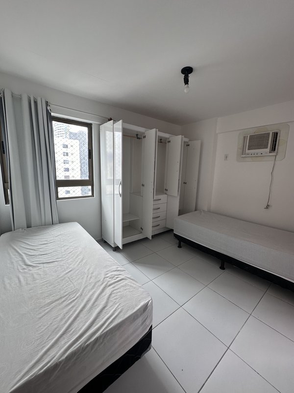 Flat Mobiliado pra alugar com 2 quartos sendo 1 suíte com 65m² Apartir de: R$ 3.200 Rua Aviador Severiano Lins Recife - 