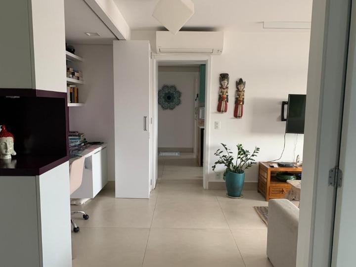 Apartamento com 116 m² - 2 suítes - ampla varanda Rua Cotoxó São Paulo - 