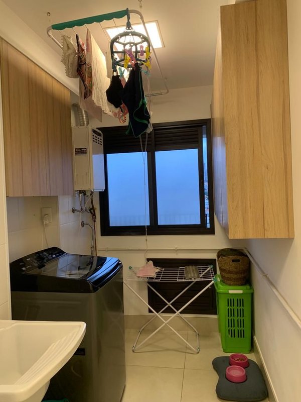 Apartamento com 116 m² - 2 suítes - ampla varanda Rua Cotoxó São Paulo - 