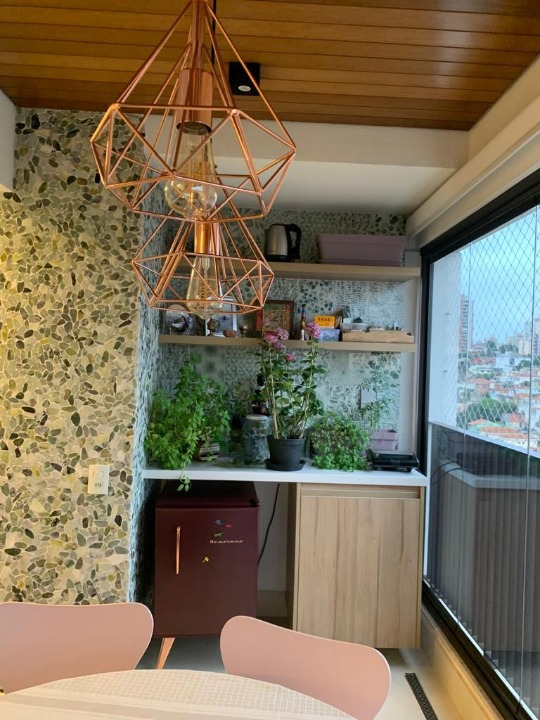 Apartamento com 116 m² - 2 suítes - ampla varanda Rua Cotoxó São Paulo - 