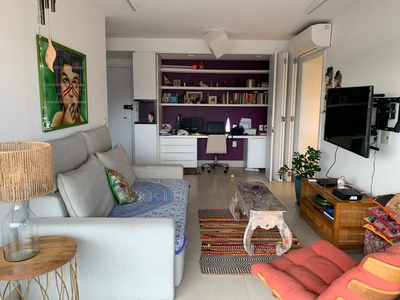 Apartamento com 116 m² - 2 suítes - ampla varanda Rua Cotoxó São Paulo - 