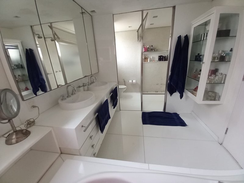Perdizes nobre - apartamento com bela varanda, 3 suítes, 5 vagas + depósito Rua Paraguaçu São Paulo - 