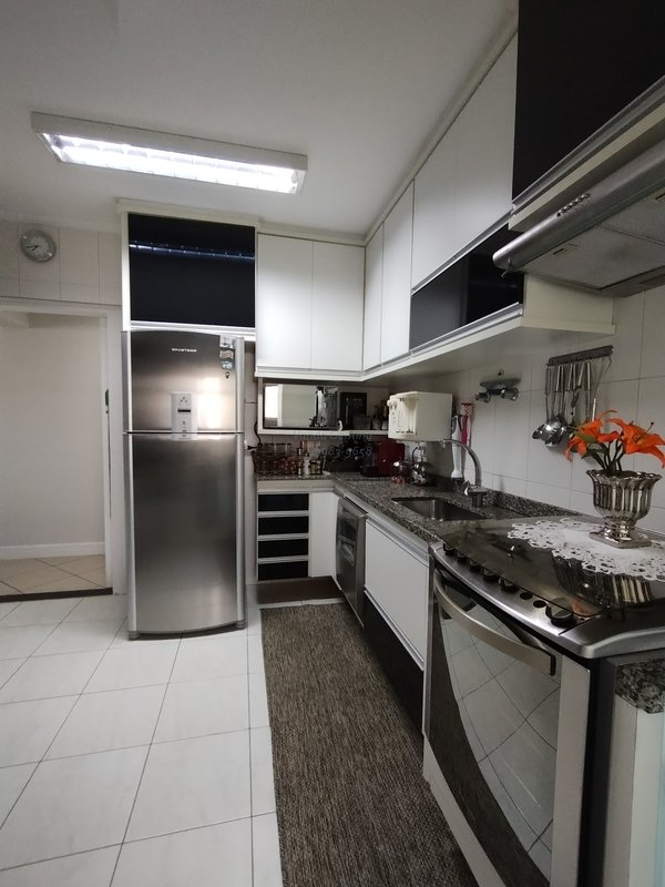 Vila Ipojuca - apartamento com ótima vista, varanda, 3 dormitórios, 2 vagas Rua Tonelero São Paulo - 