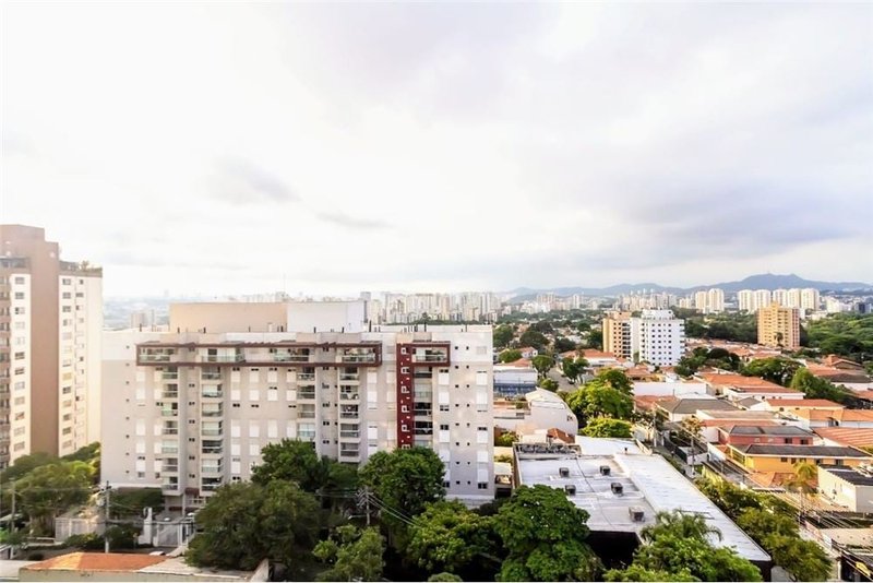 Apartamento no Alto da Lapa com 3 suítes 222m² Sales Junior São Paulo - 