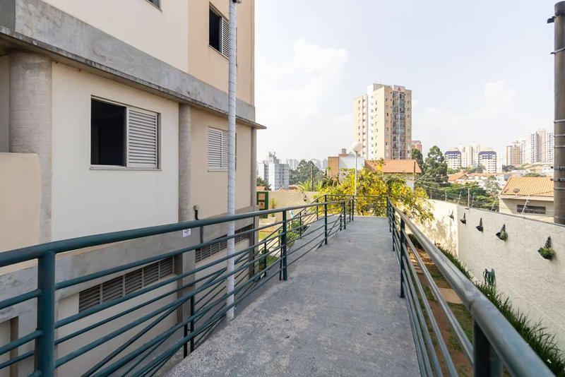 Apartamento com 2 dormitórios 61m² Visconde de Balsemão São Paulo - 