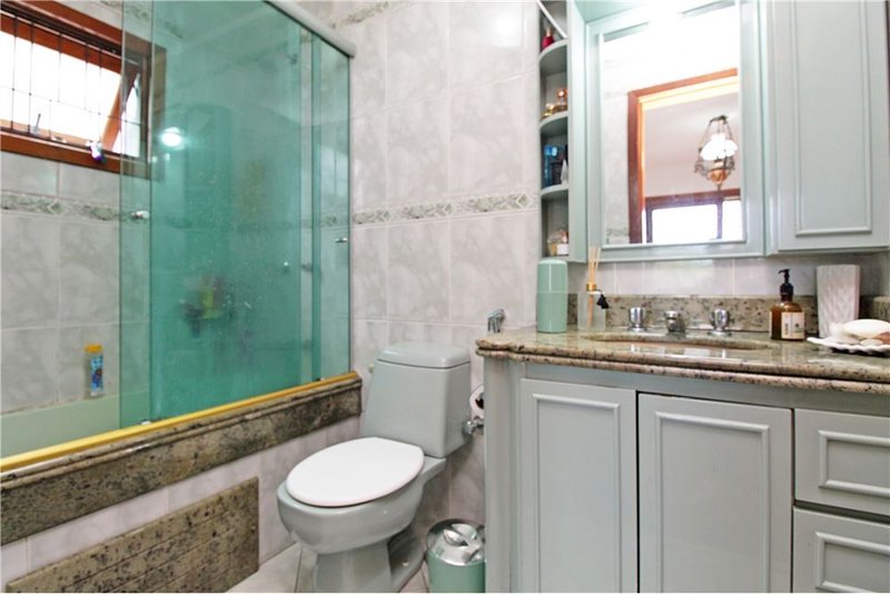 Apartamento de 3 dormitórios á 800m da Av Baltazar De Oliveira Garcia Donna Ada Mascarenhas de Moraes Porto Alegre - 