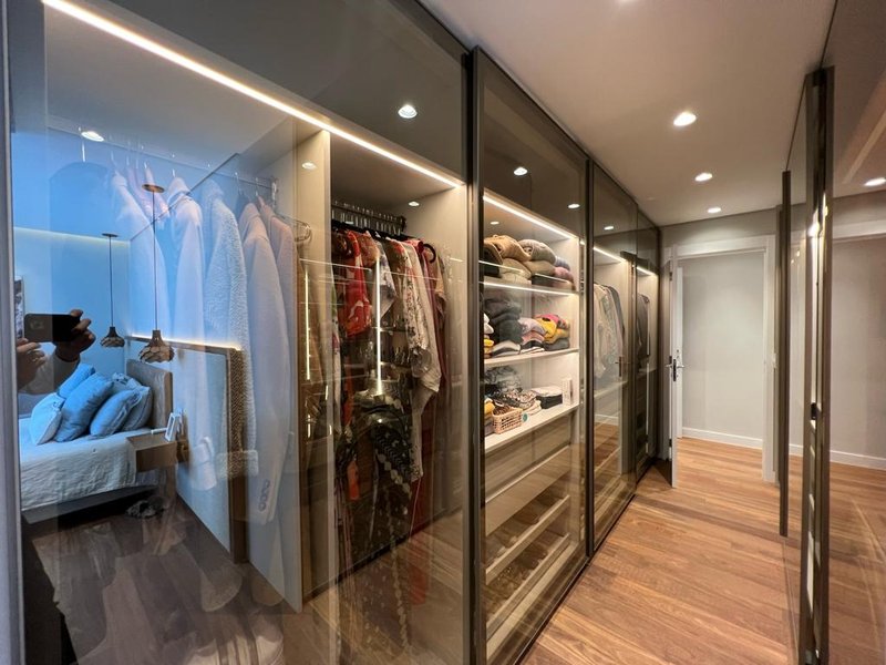 Apartamento a Venda em Moema Pássaros de 143 m² - 3 Suítes e 2 Vagas Avenida Bem-te-vi São Paulo - 