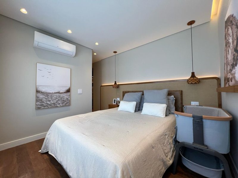 Apartamento a Venda em Moema Pássaros de 143 m² - 3 Suítes e 2 Vagas Avenida Bem-te-vi São Paulo - 