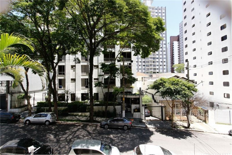 Apartamento na Aclimação com 3 suítes 139m² Rodrigo Claudio São Paulo - 