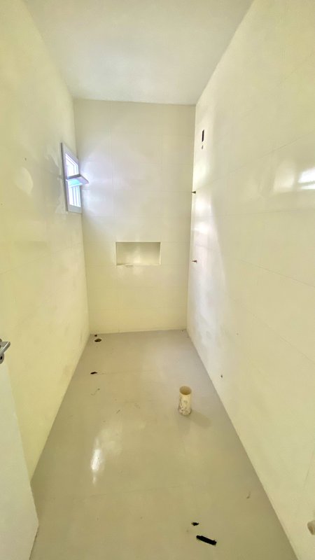 CASA COM 1 SUÍTE MAIS 2 DORMITÓRIOS NO BAIRRO DOM JOAQUIM - Brusque - 