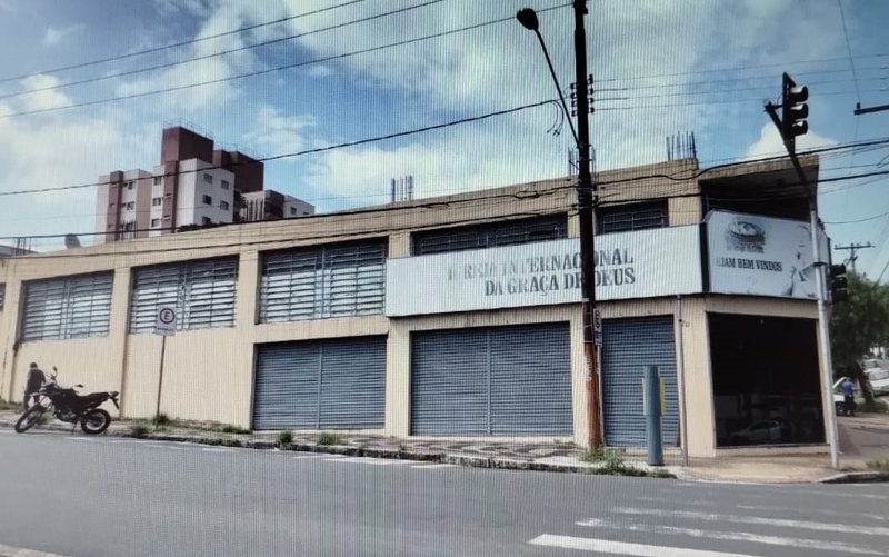 Valinhos - Vila Olivo - prédio / salão comercial ótima localização Rua Treze de Maio Valinhos - 