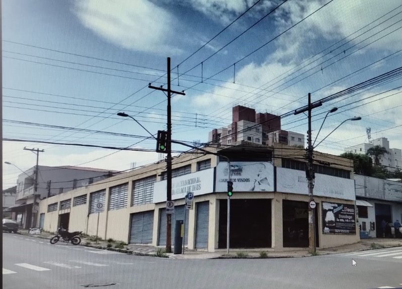 Valinhos - Vila Olivo - prédio / salão comercial ótima localização Rua Treze de Maio Valinhos - 