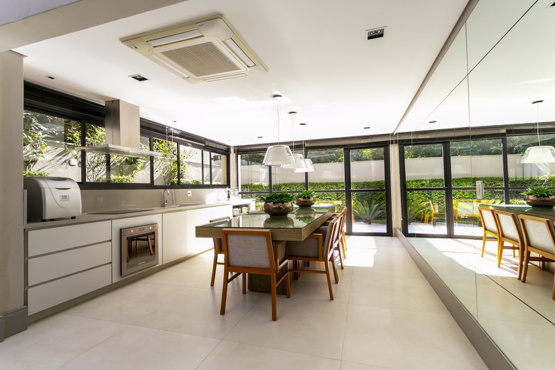 Moema - apartamento lindo, varanda gourmet, 3 suítes, 3 vagas Rua Araguari São Paulo - 