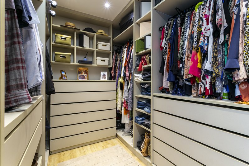 Moema - apartamento lindo, varanda gourmet, 3 suítes, 3 vagas Rua Araguari São Paulo - 